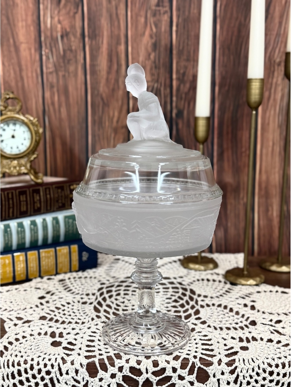 Westmoreland Westward Ho Covered Pedestal Dish – 11” Tall – UV Glow